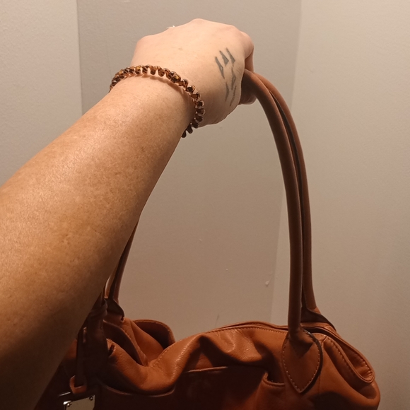 Woman's tignanello brand purse used twice - Picture 8 of 10